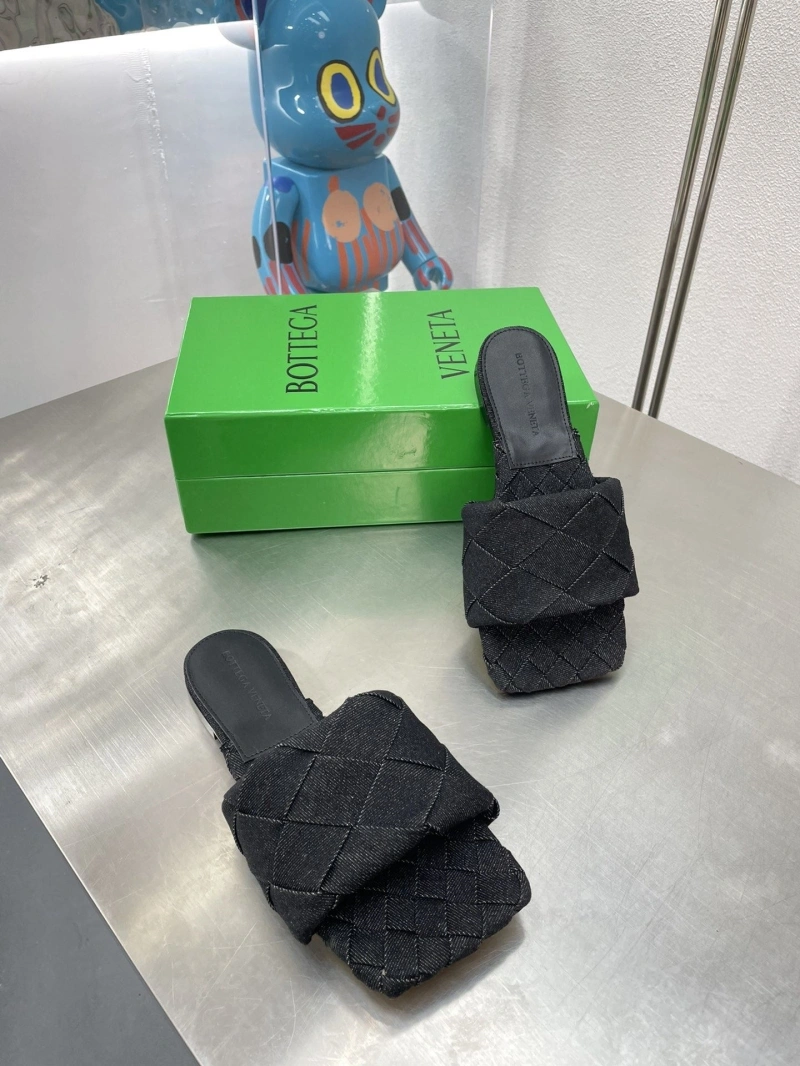 Gxvxnchy Slippers WellDesigned 154587