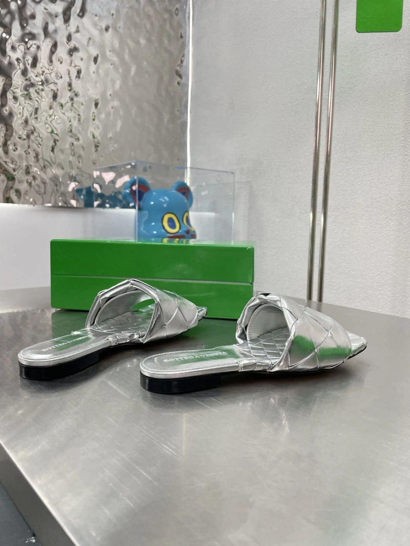 DailyWear Gxvxnchy Slippers 154586