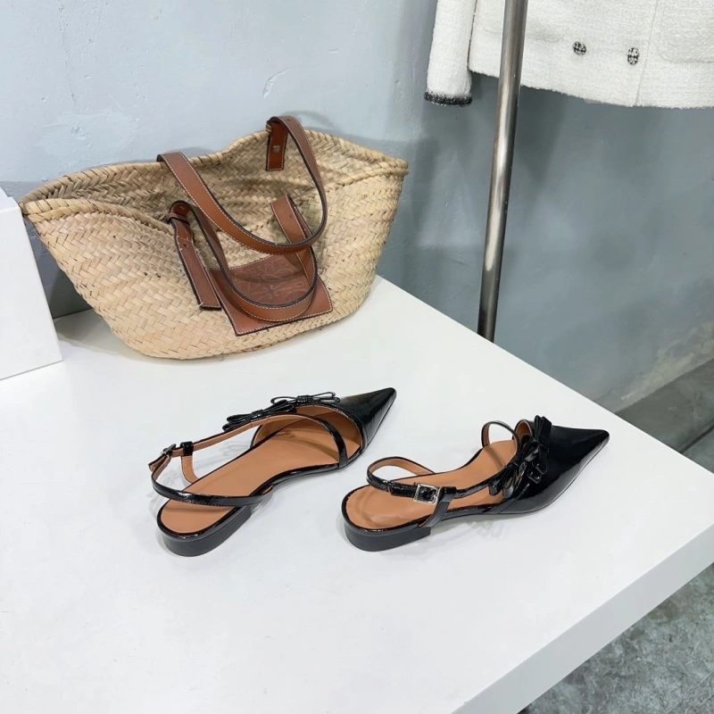 Sleek Othxr Slippers 216655