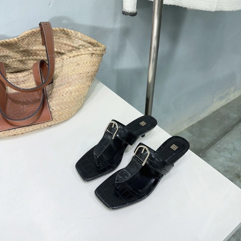 Trendy Othxr Slippers 216639