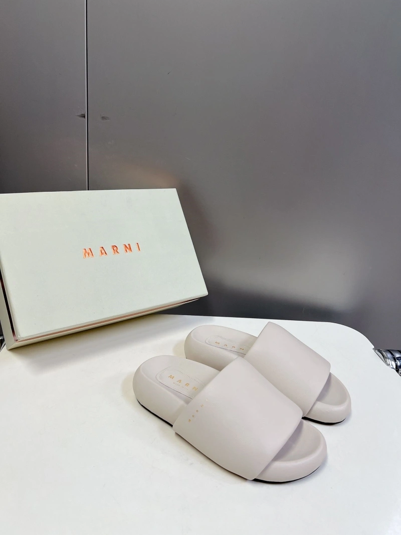 Comfortable Othxr Slippers 216636