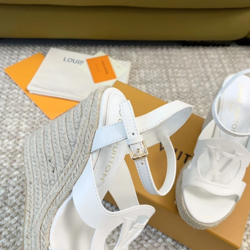 Trendsetting LX Sandals 190599