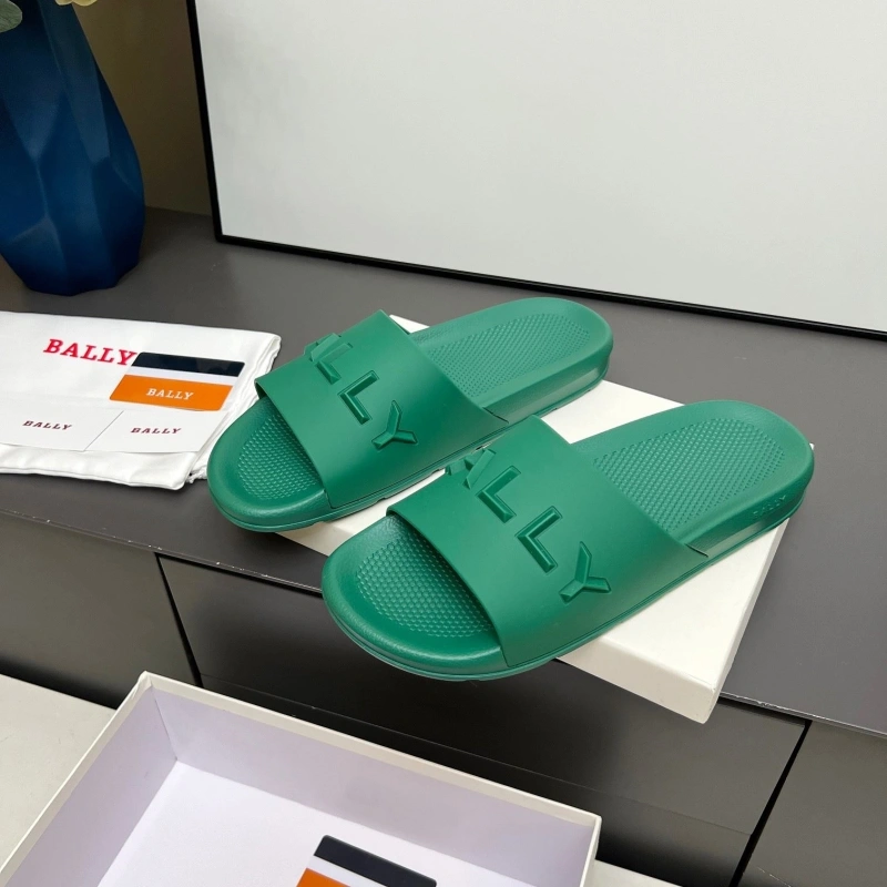 Trendsetting Bxrbxrry Slippers 115471