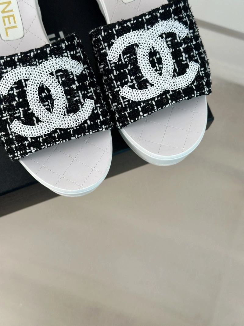 Chxnxl Slippers GoAnywhere 132486