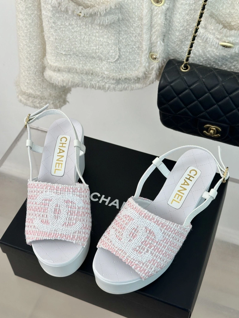 Classic Chxnxl Sandals 132682