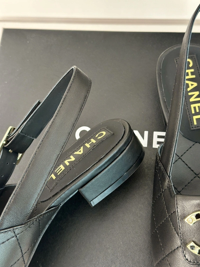 Chxnxl Sandals Bold 132671