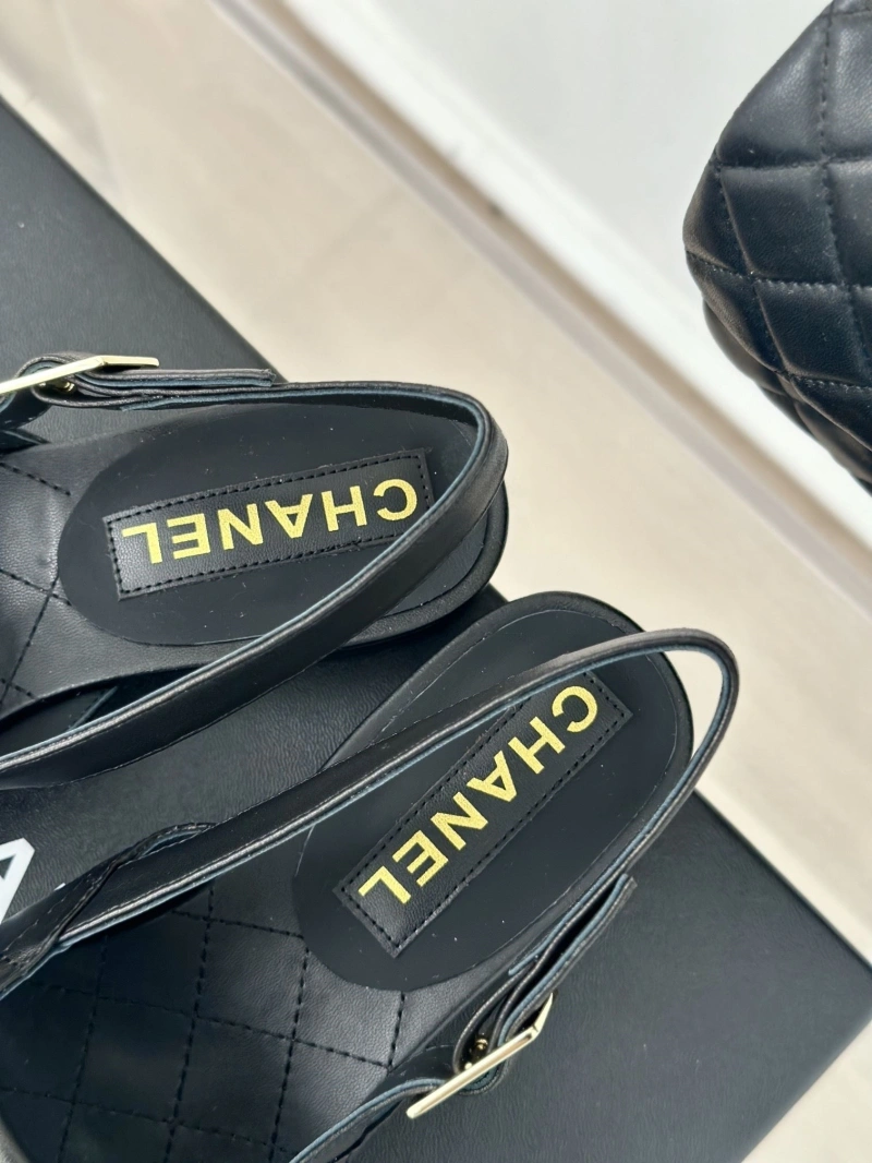 Chxnxl Sandals Bold 132671