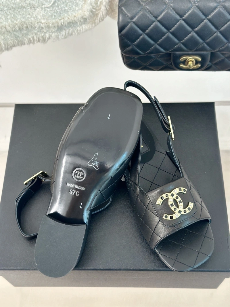 Chxnxl Sandals Bold 132671