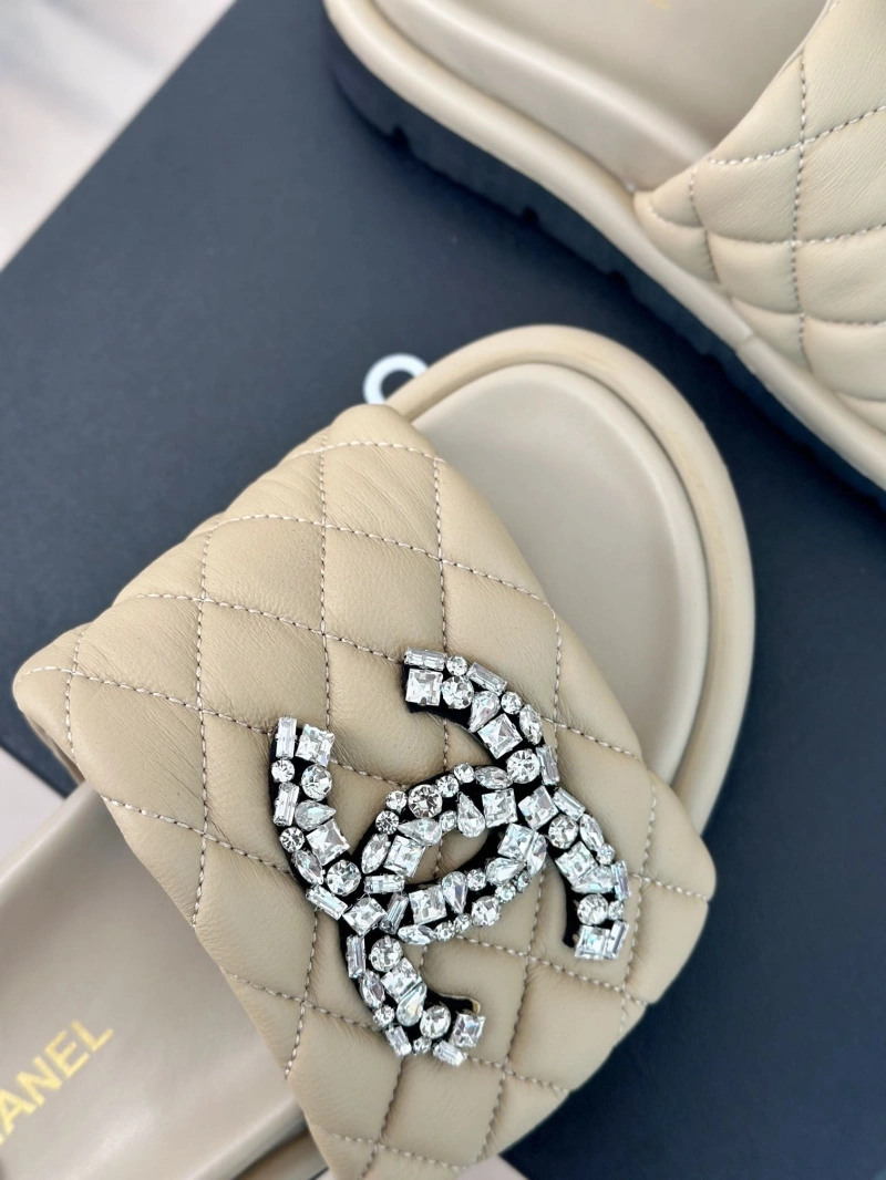 Modern Chxnxl Slippers 132482