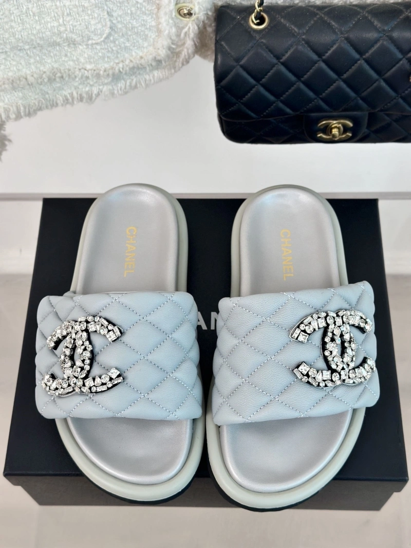 Chxnxl Slippers WellDesigned 132480
