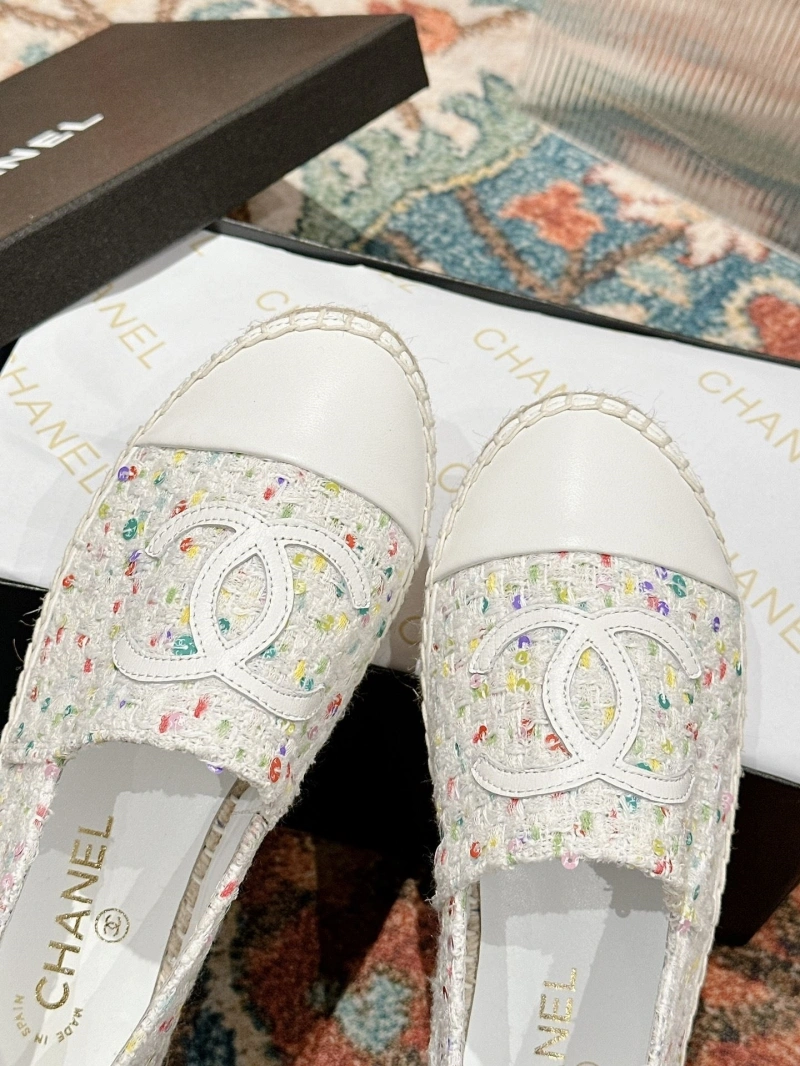 Classic Chxnxl Flat Shoes 133110