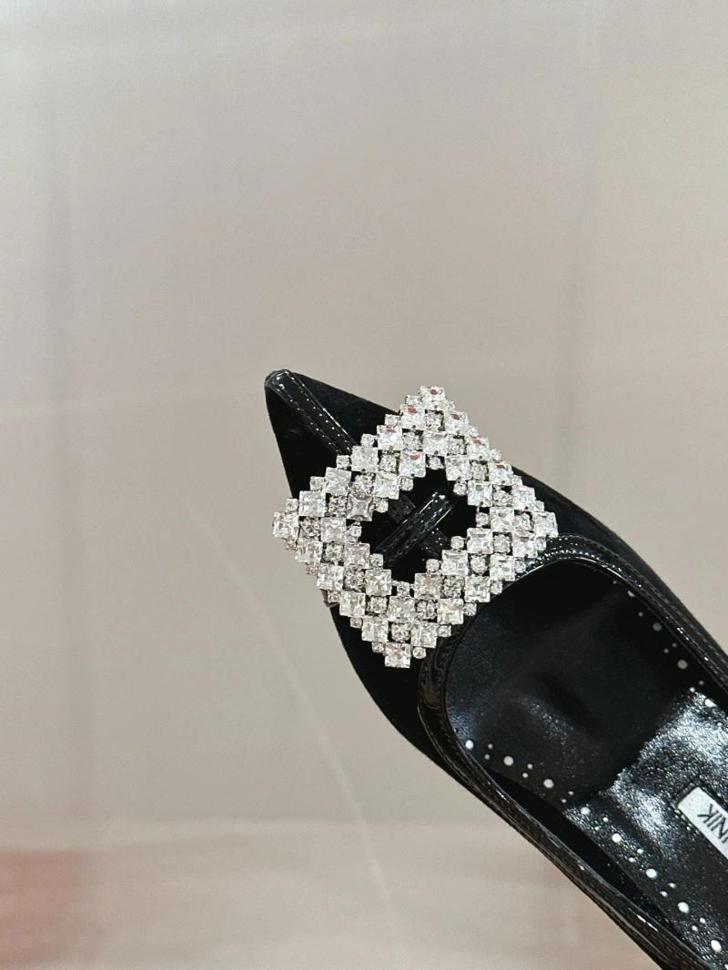 Elegant Mxnxlo Blxhnxk High Heels 193282