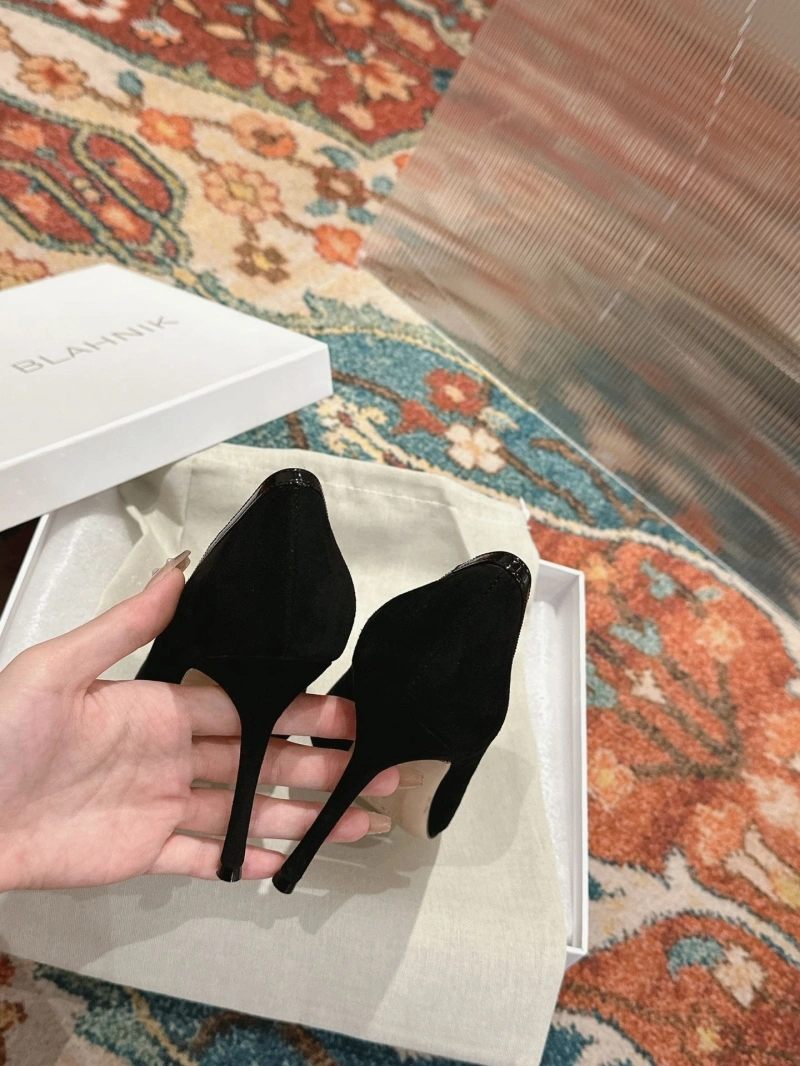 Elegant Mxnxlo Blxhnxk High Heels 193282
