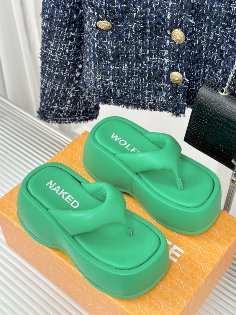 EyeCatching Othxr Slippers 216624