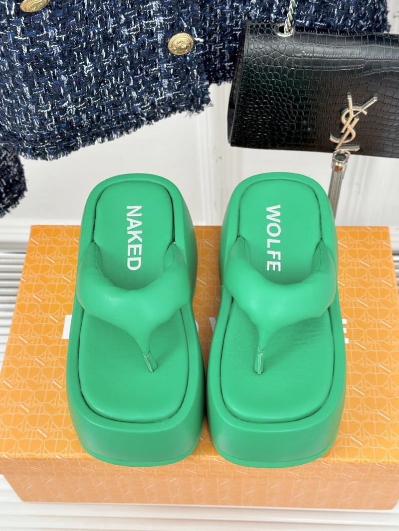 EyeCatching Othxr Slippers 216624