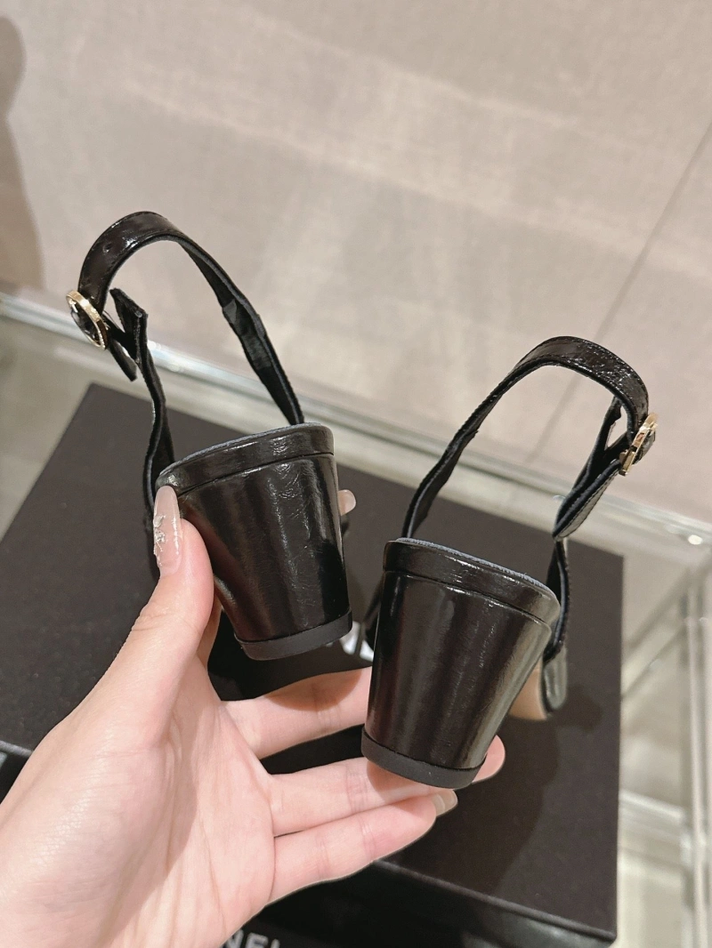 ModernLook Chxnxl High Heels 132908