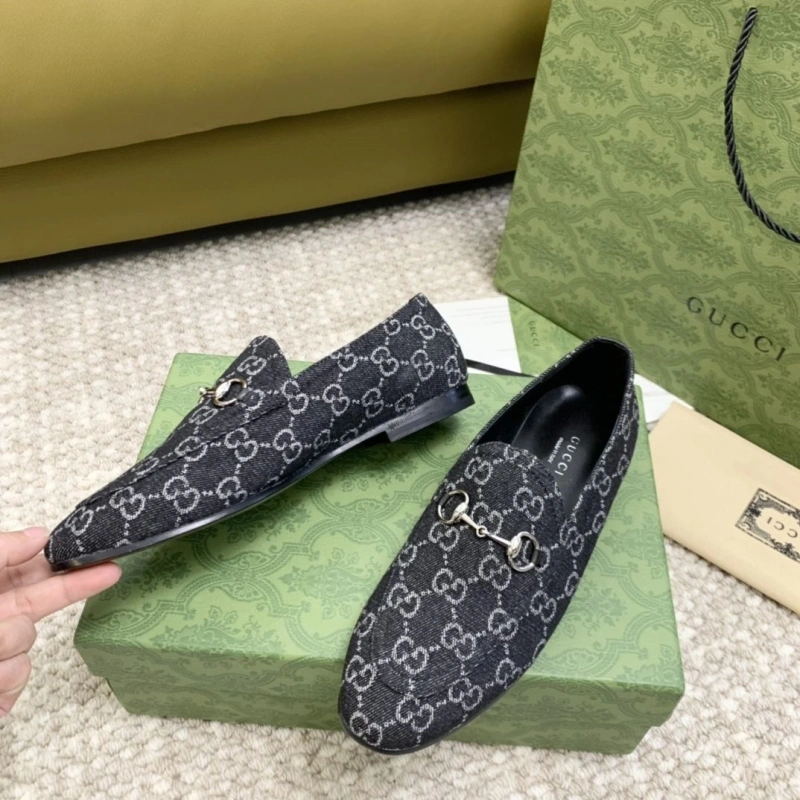 Fashionable Gxccx Leather Shoes 165507
