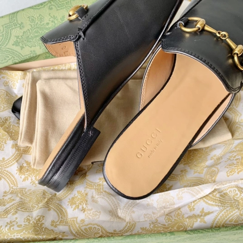 Efficient Gxccx Slippers 165413
