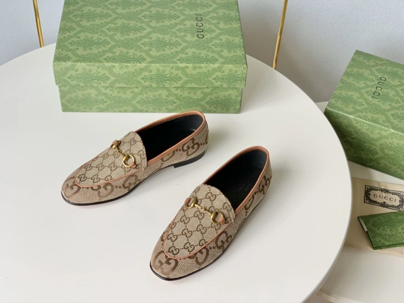 Versatile Gxccx Leather Shoes 165513