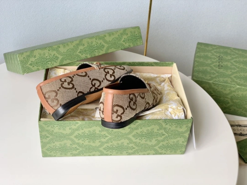 Versatile Gxccx Leather Shoes 165513
