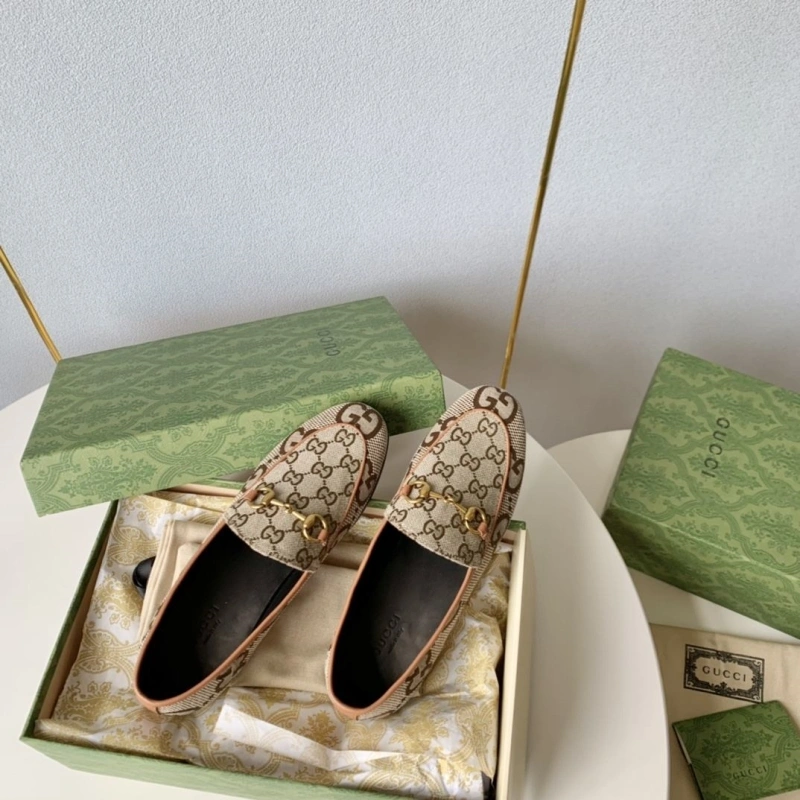 Versatile Gxccx Leather Shoes 165513