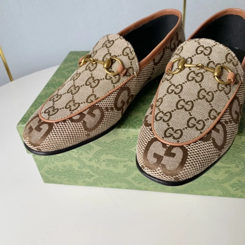 Versatile Gxccx Leather Shoes 165513