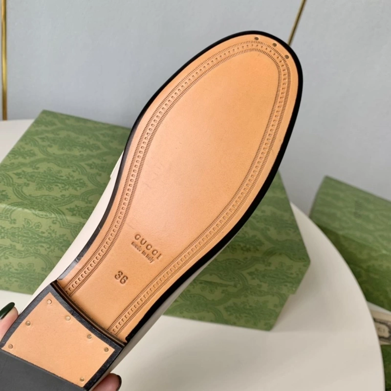 Reliable Gxccx Leather Shoes 165504