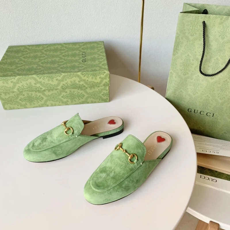 Resilient Gxccx Slippers 165378