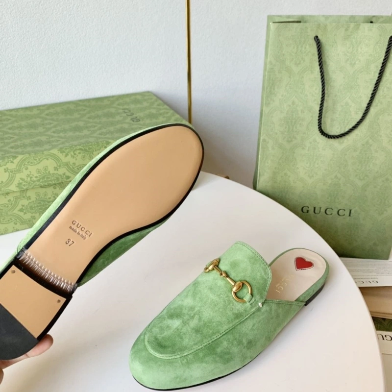 Resilient Gxccx Slippers 165378