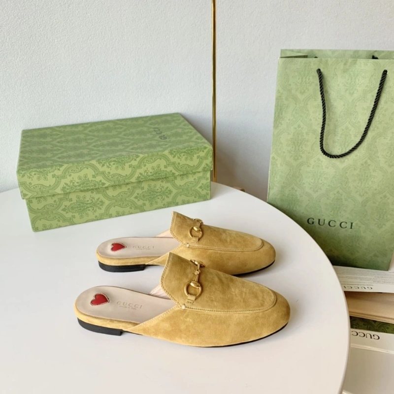 Trendy Gxccx Slippers 165379