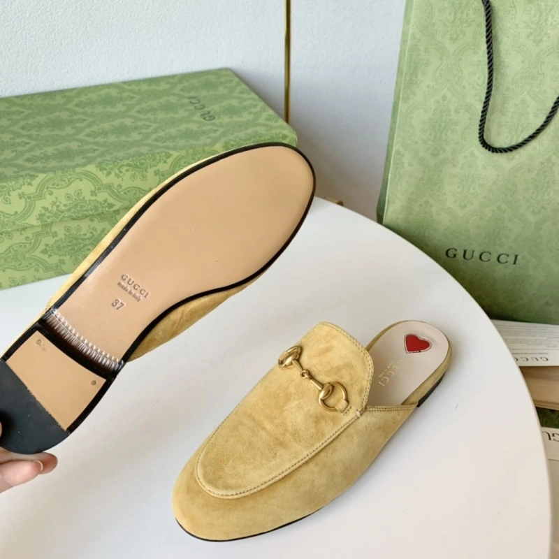 Trendy Gxccx Slippers 165379