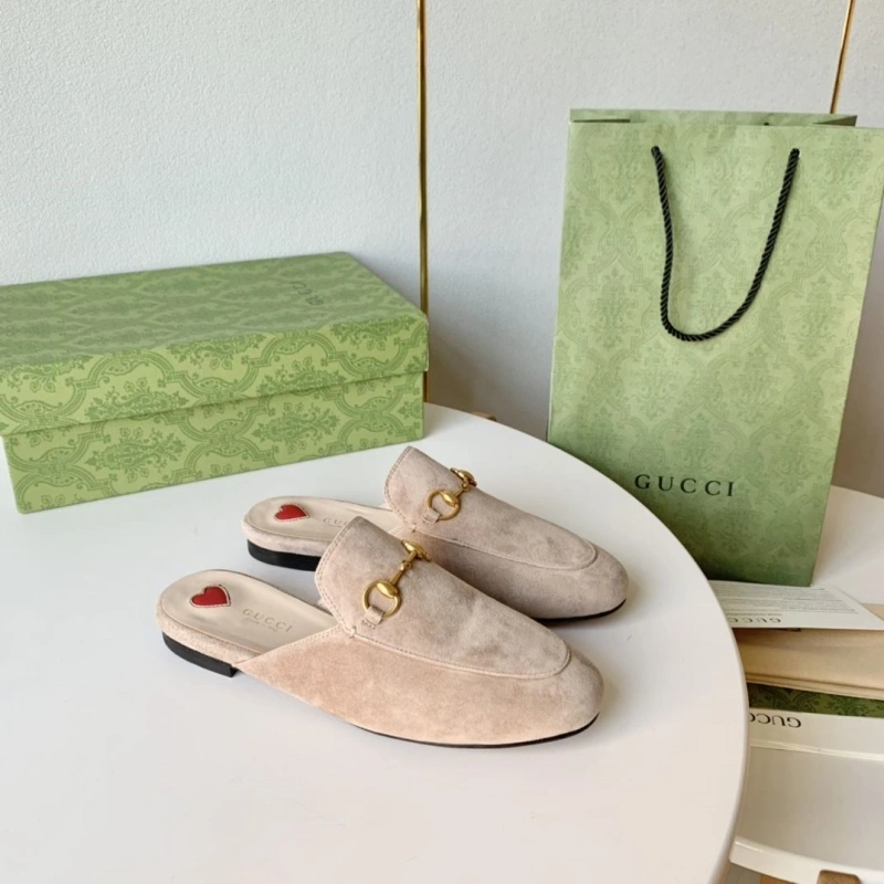 Efficient Gxccx Slippers 165382