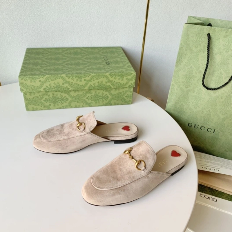 Efficient Gxccx Slippers 165382
