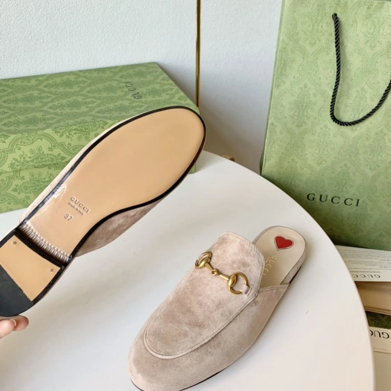 Efficient Gxccx Slippers 165382