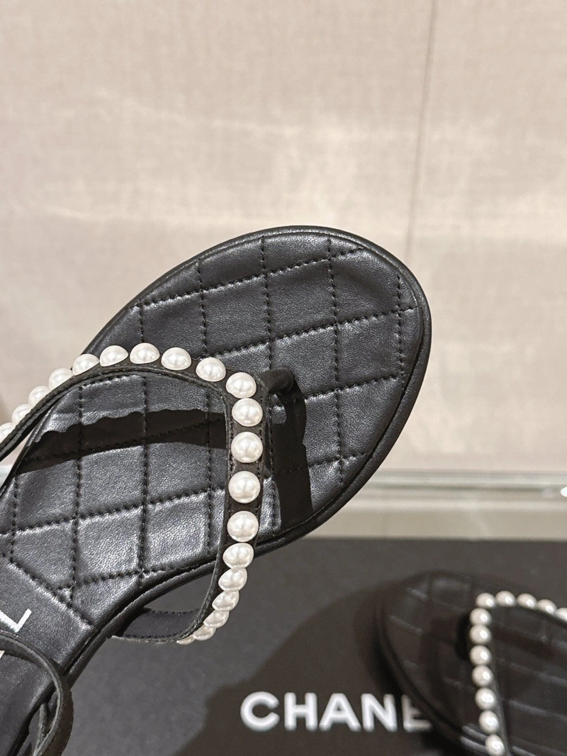 Bright Chxnxl Sandals 132672