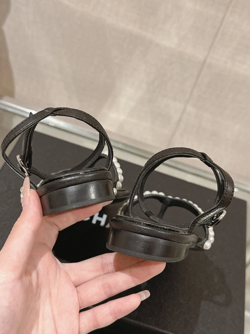 Bright Chxnxl Sandals 132672