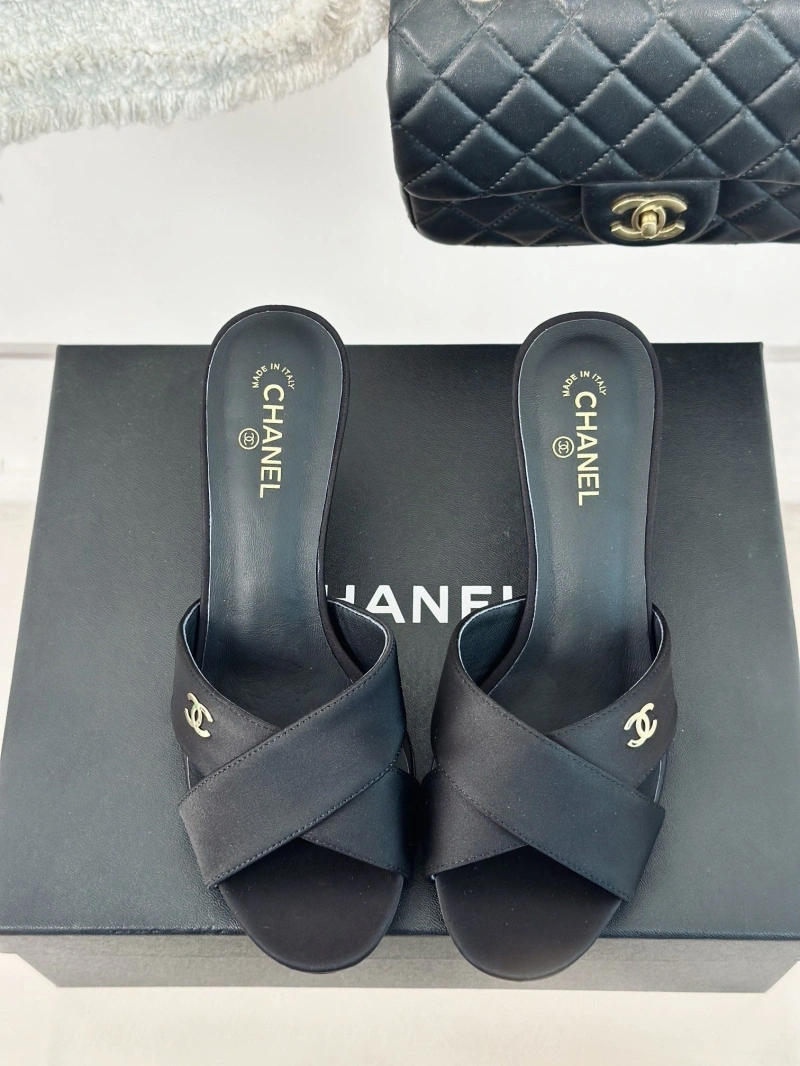EyeCatching Chxnxl High Heels 132900