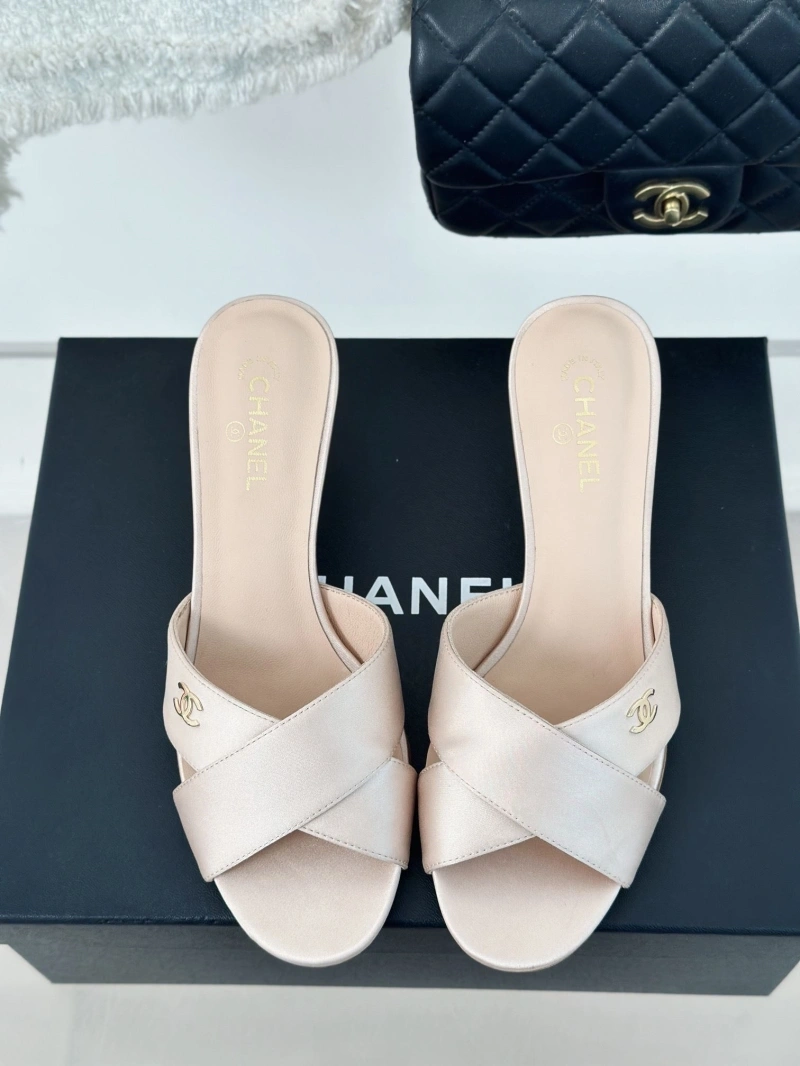 NewStyle Chxnxl High Heels 132894