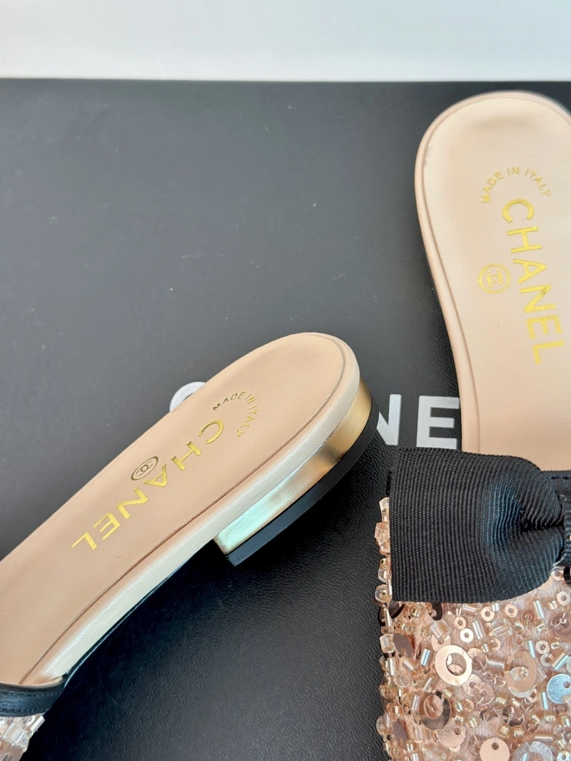 Chxnxl Slippers Bright 132438