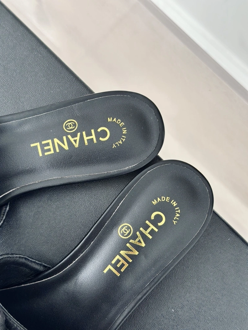 Soft Chxnxl Slippers 132439