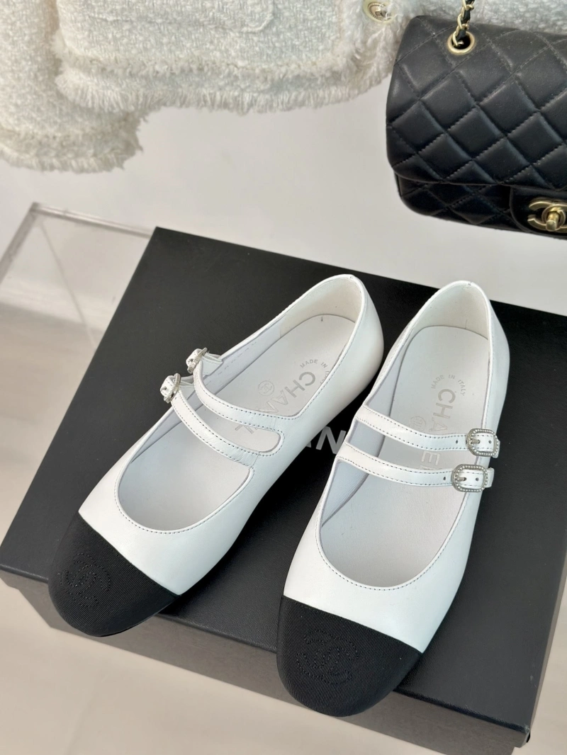 Chxnxl Flat Shoes ModernLook 133098