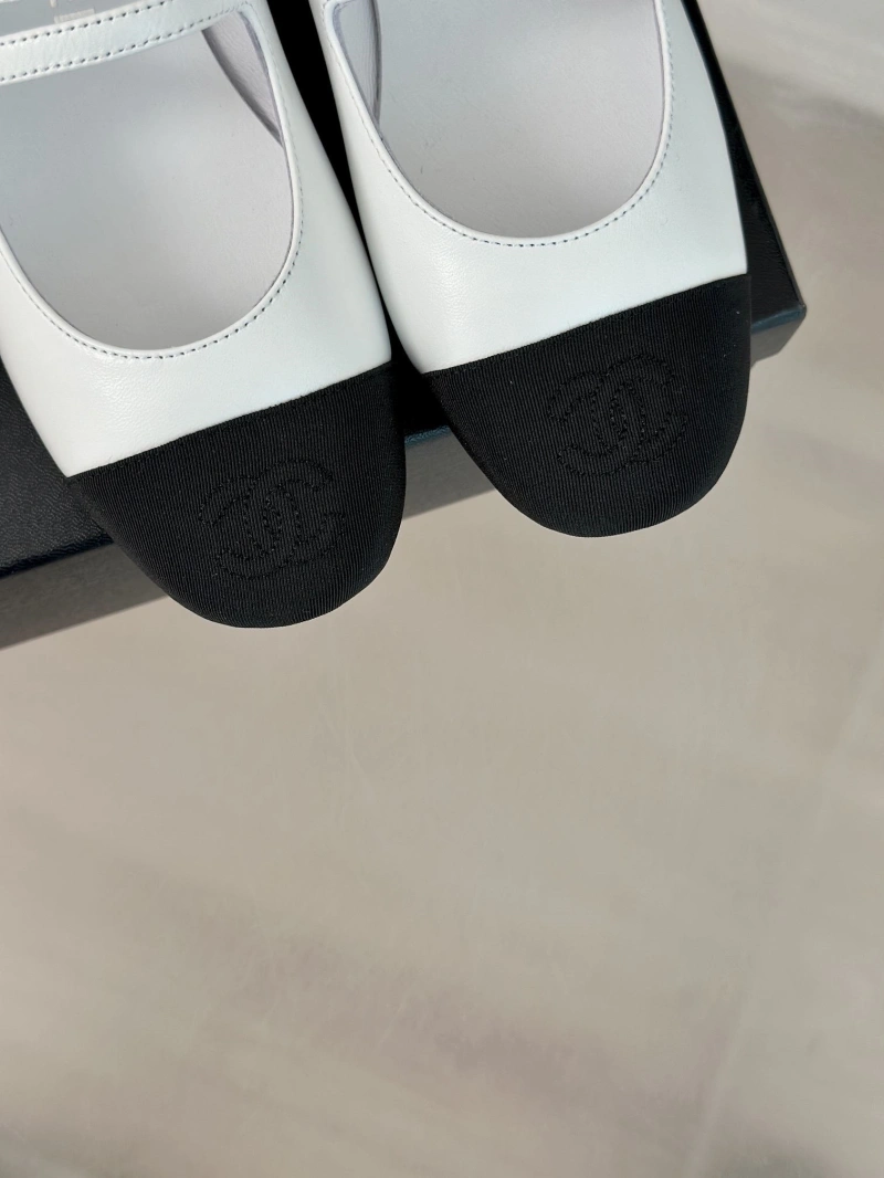 Chxnxl Flat Shoes ModernLook 133098