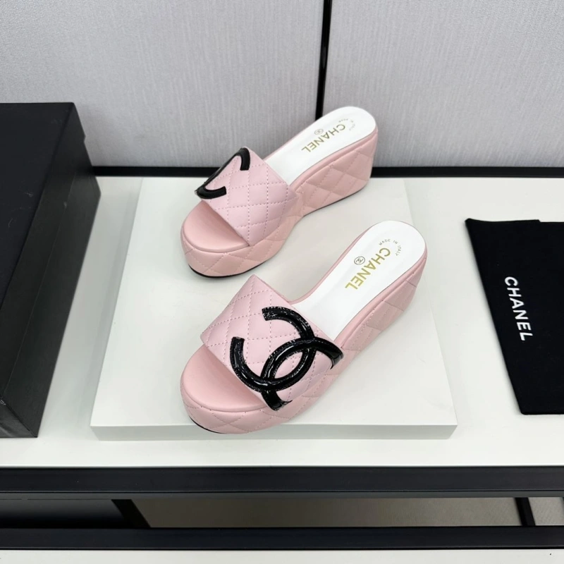 Efficient Chxnxl Slippers 132418