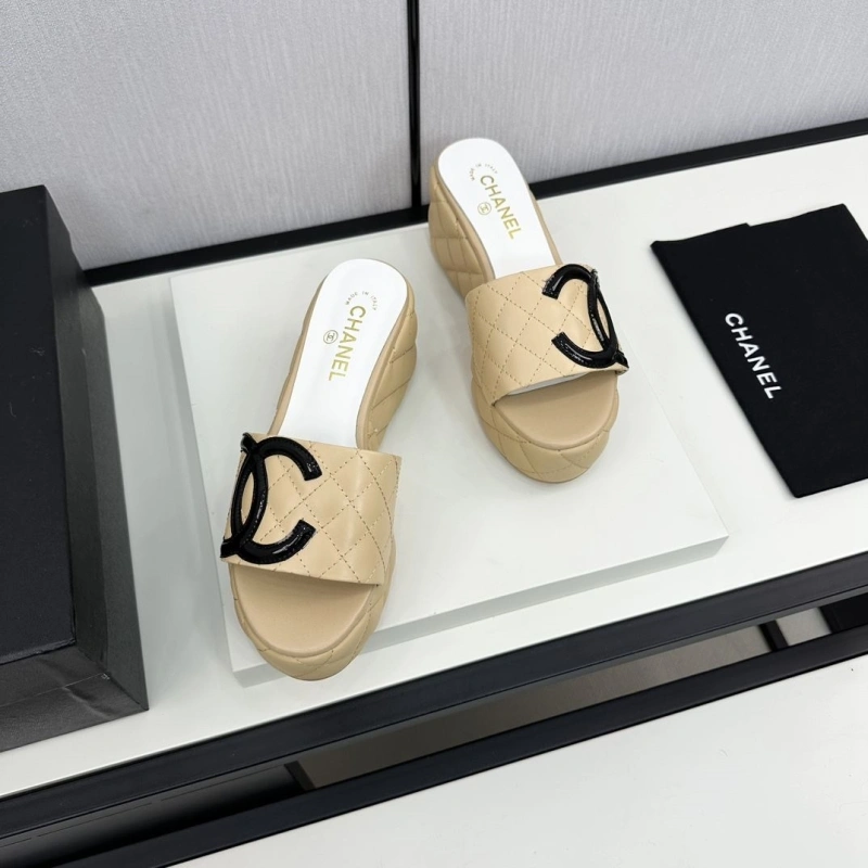 Sophisticated Chxnxl Slippers 132426