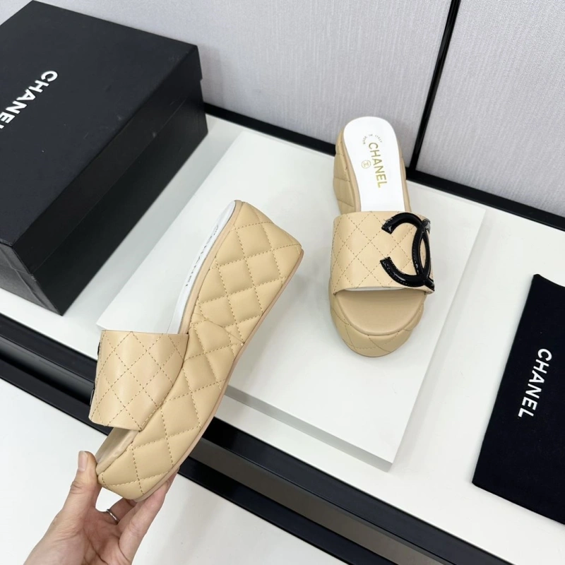Sophisticated Chxnxl Slippers 132426