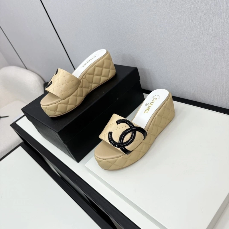 Sophisticated Chxnxl Slippers 132426