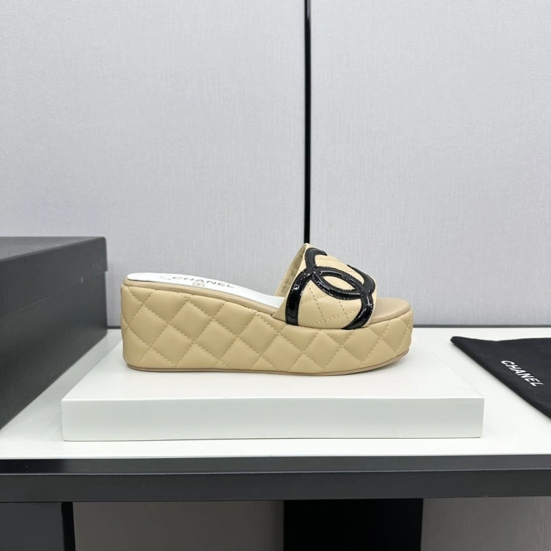 Sophisticated Chxnxl Slippers 132426