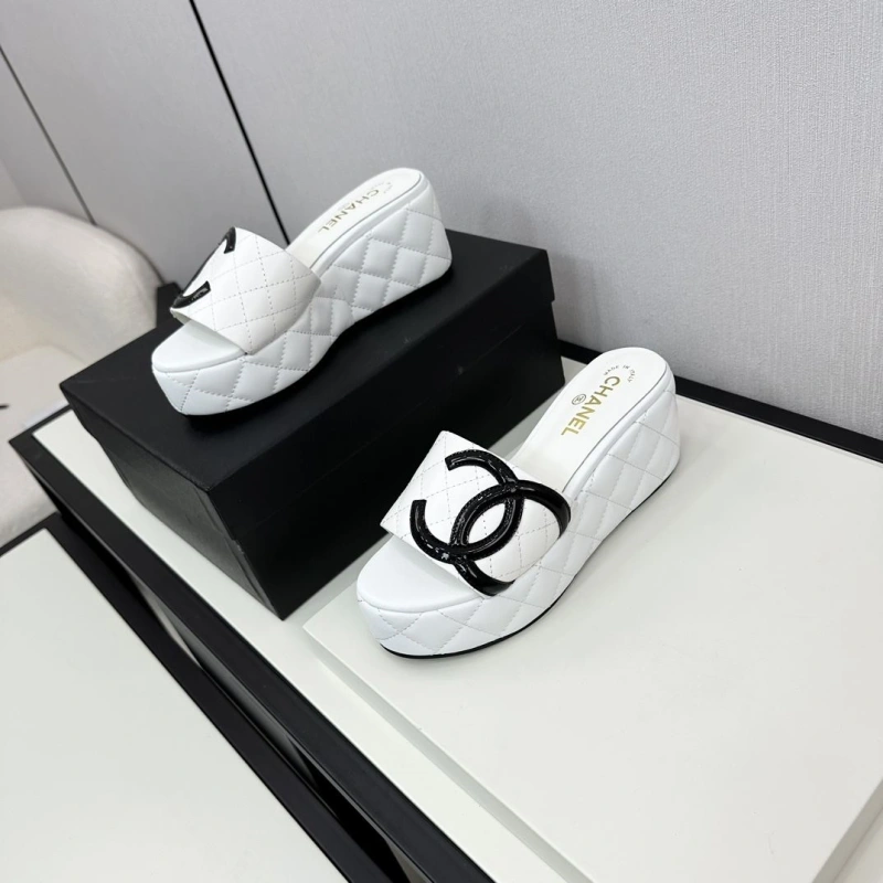 Chxnxl Slippers Refined 132416