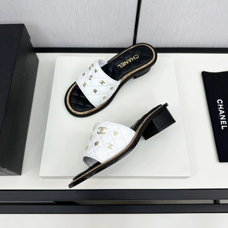 Chxnxl Slippers Classic 132429