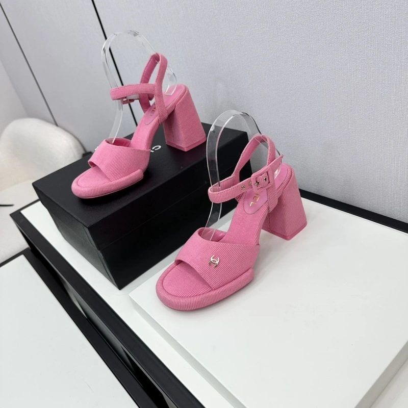Versatile Chxnxl High Heels 132877
